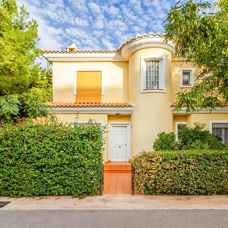 Holiday home 4 Bedroom Lovely In Alacant *