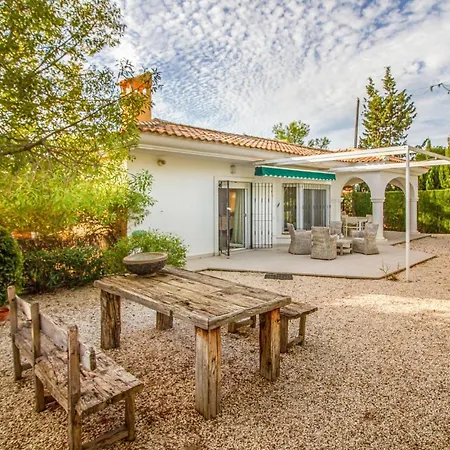 4 Bedroom Lovely In Alacant