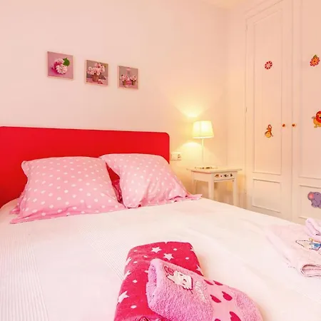 4 Bedroom Lovely In Alacant Holiday home *