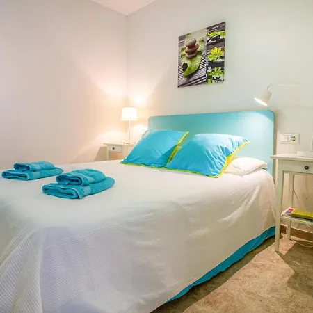 4 Bedroom Lovely In Alacant *