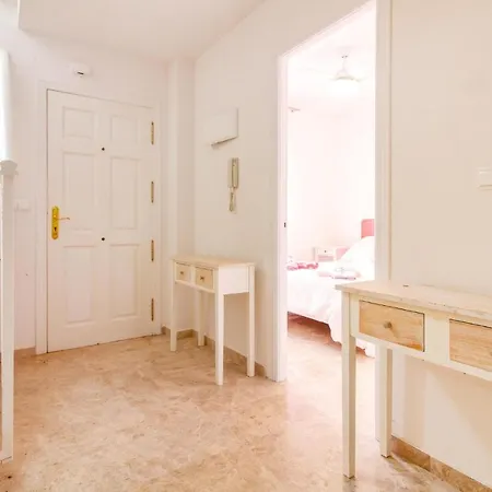 Сasa de vacaciones 4 Bedroom Lovely In Alacant *